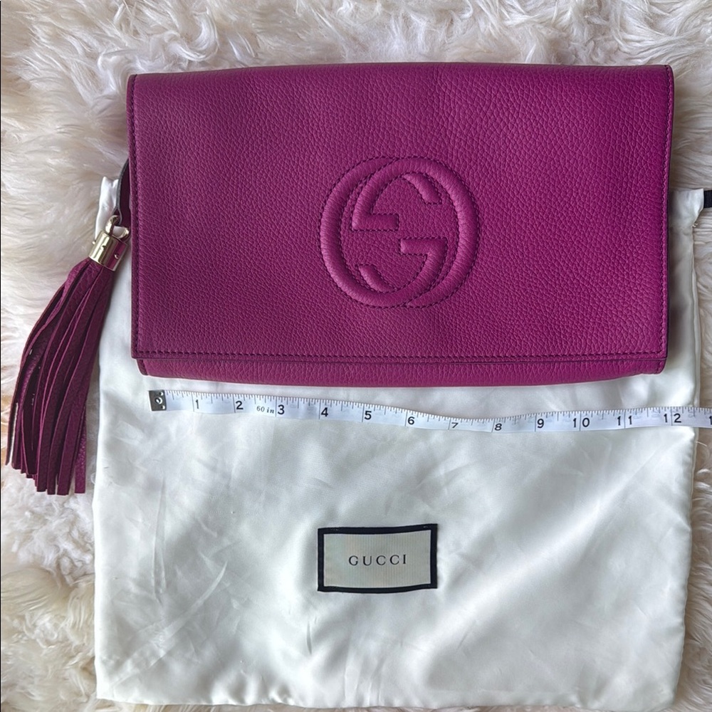 Gucci Pink Leather Clutch with Iconic GG Logo - Picture 9 of 14